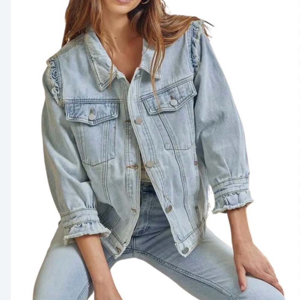 Savanna Jane Light Wash Ruffled Shoulder 3/4 Sleeve Denim Jean Jacket Large L
